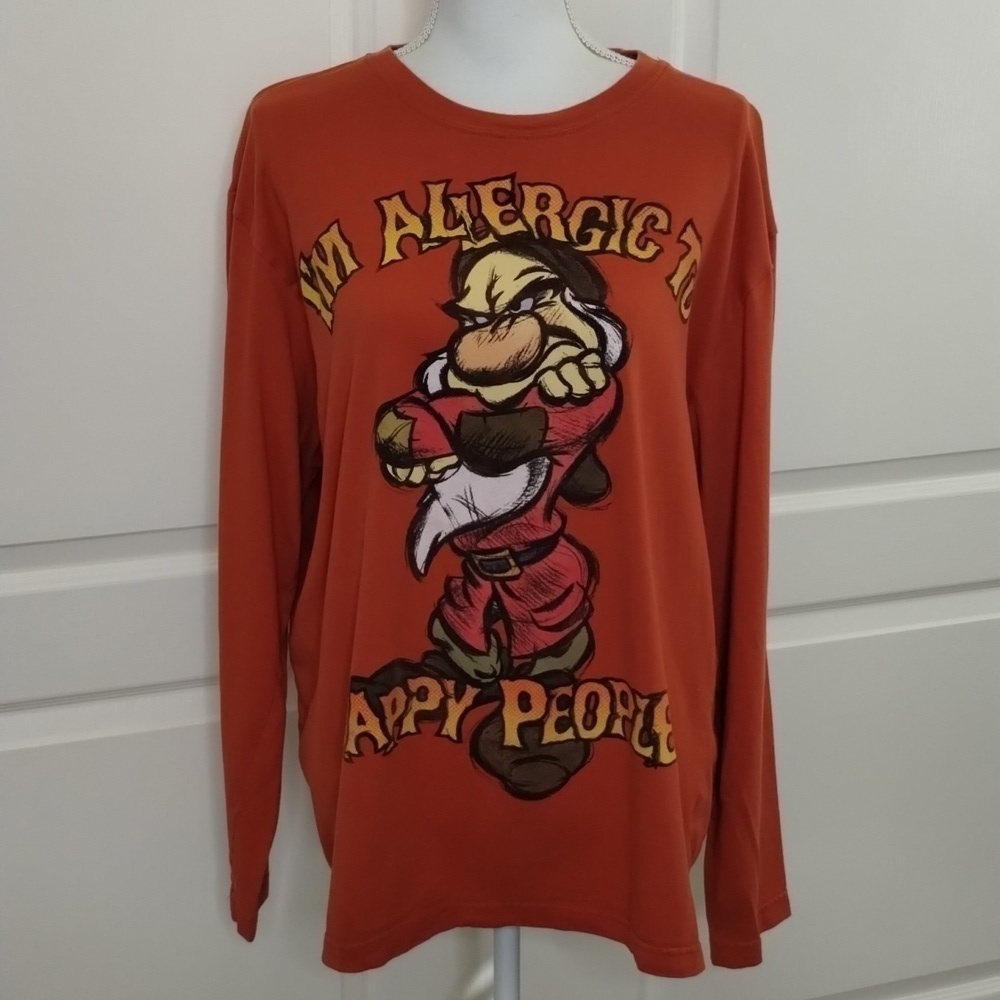 Disney women's Large rust color grumpy long sleeve tee allergic to happy people